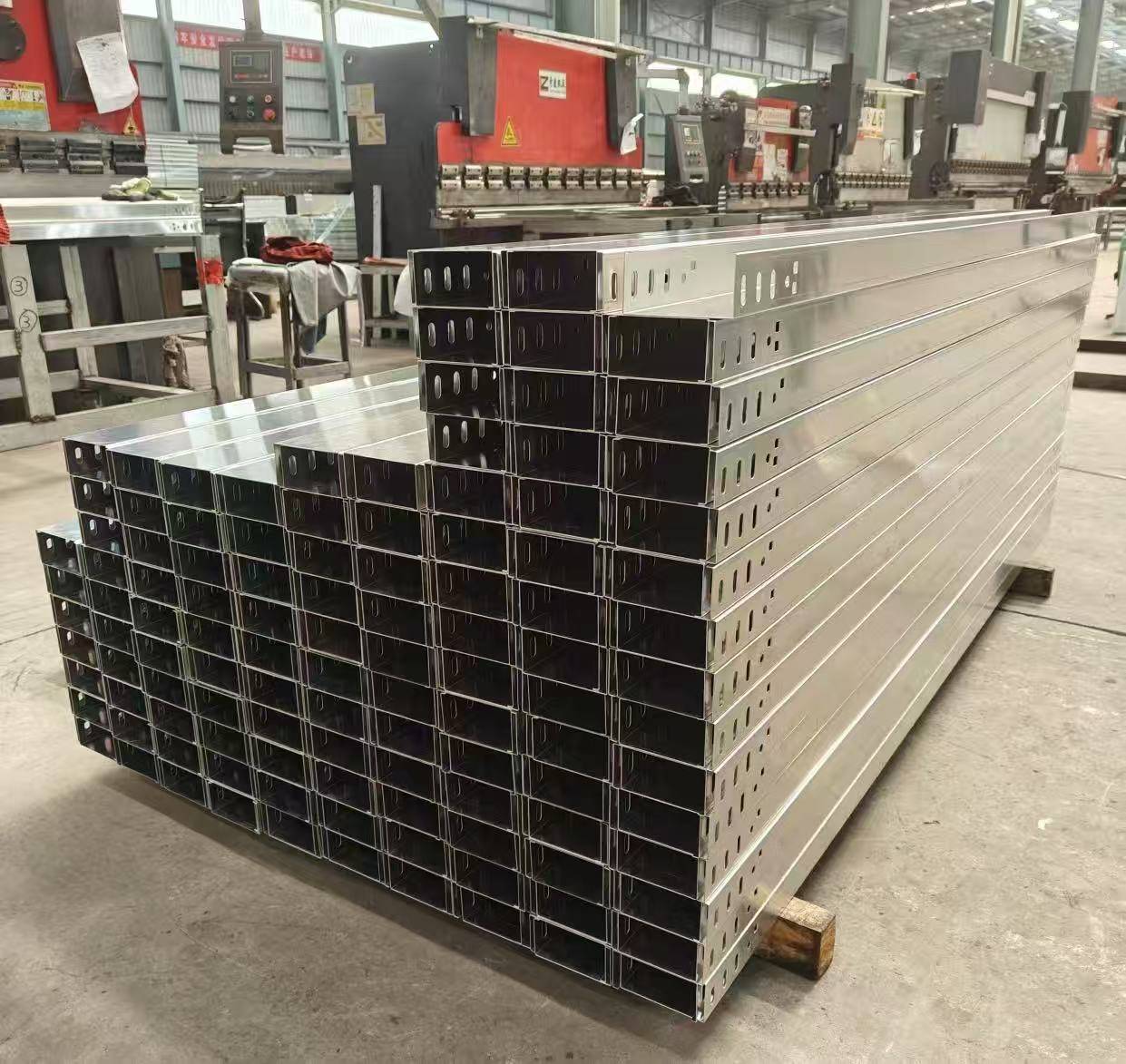 德升電纜橋架 專注技術(shù)匠心，精鑄鋁合金橋架行業(yè)品質(zhì)標桿